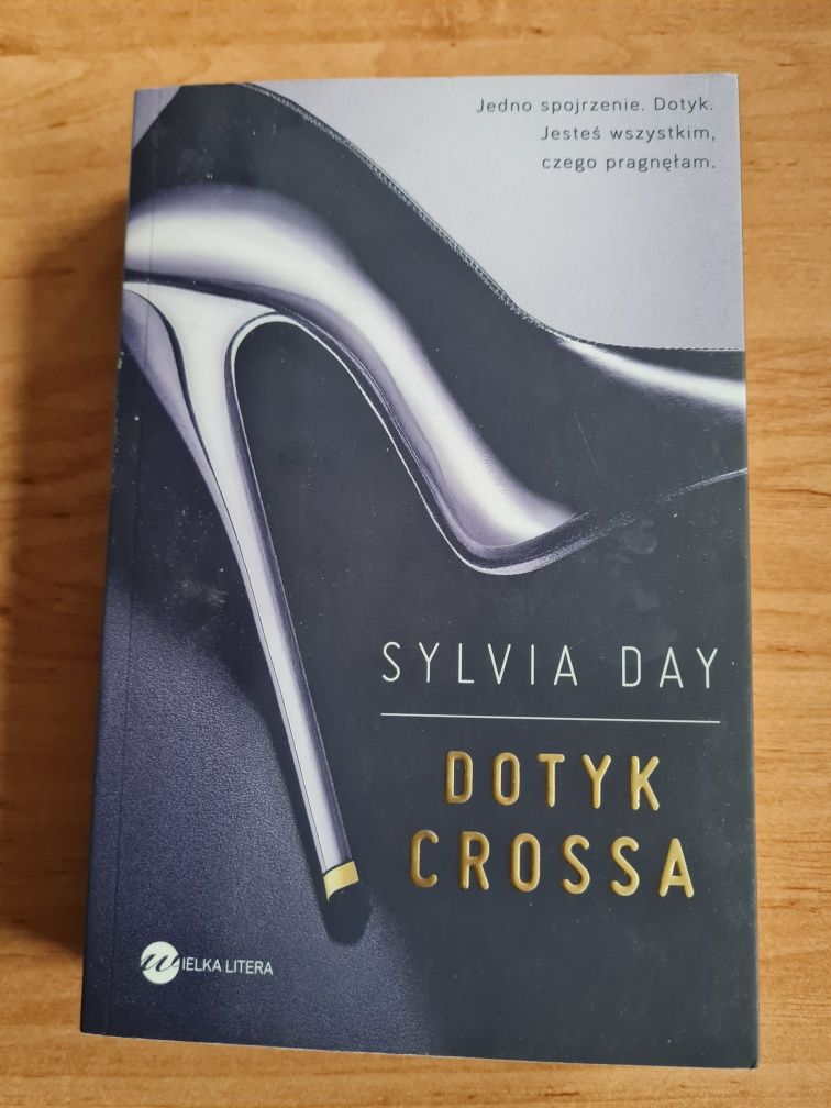 Dotyk Crossa Sylvia Day