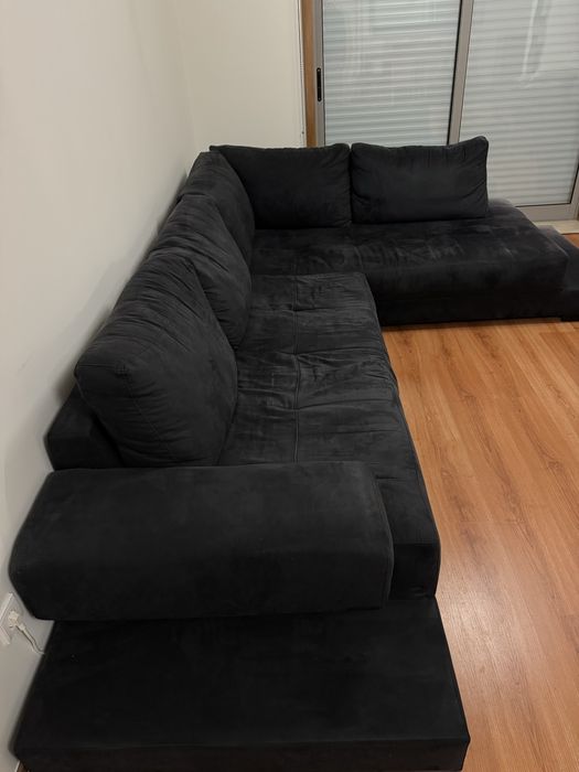 Sofa preto grande chaise long