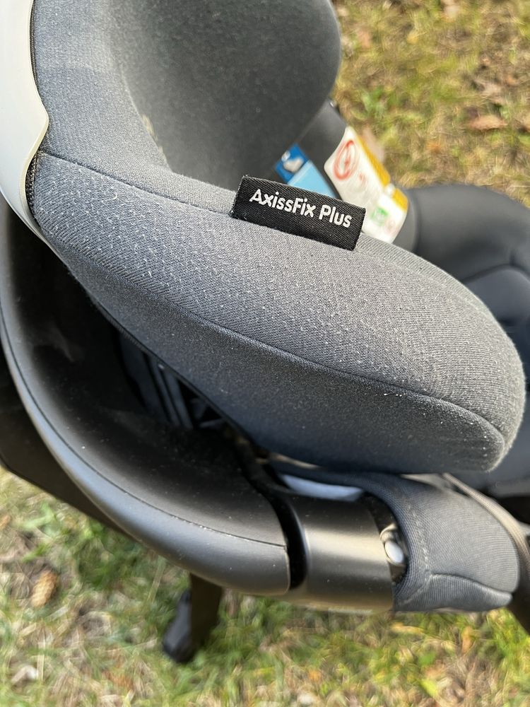 Maxi-Cosi AxissFix Plus 9-18 kg obrotowy