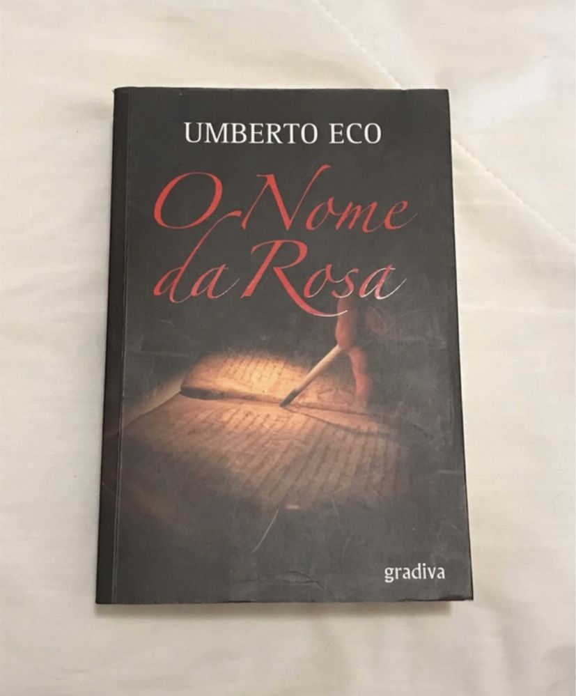 Livro “o nome da Rosa”