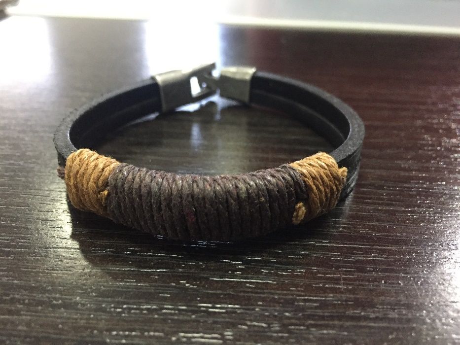 Pulseira Homem em Couro Natural (Nova)