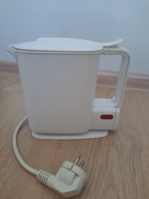 Продам немецкий элетрочайник severin