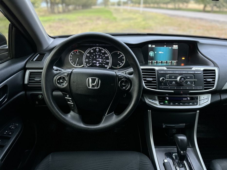 Honda Accord 2015 рік