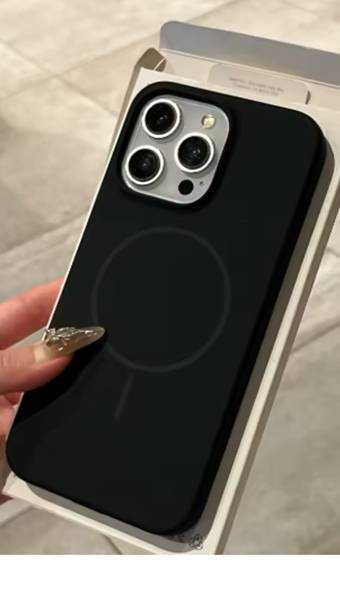 Capa de silicone líquido de luxo para iPhone