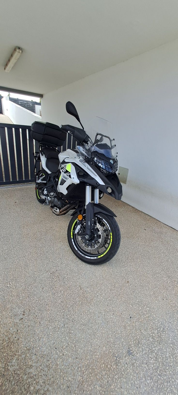 Benelli  Trk  5 0 2