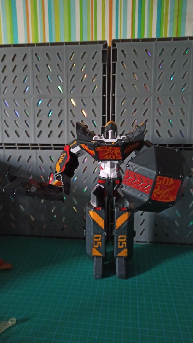 Koreanski Transformers Mecha God Beast Raptor zabawka robot