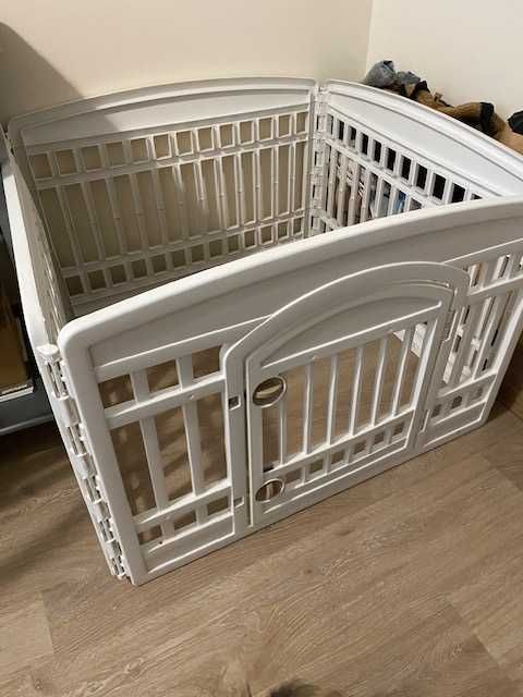 Kojec dla małych zwierząt , szczeniąt , królika iris ohyama