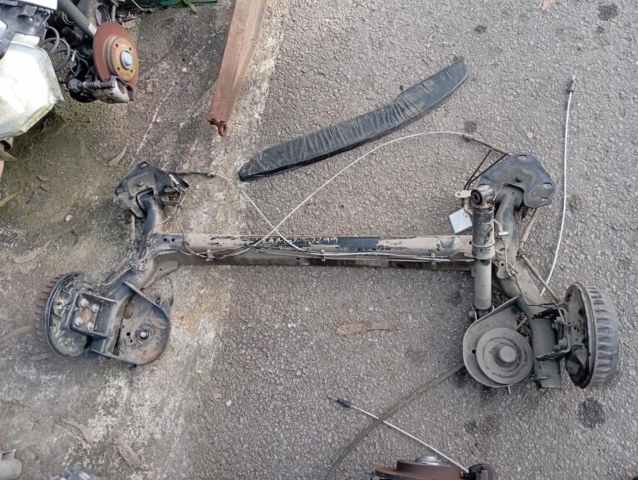 Eixo traseiro tambor RENAULT Kangoo (KW0/1_)