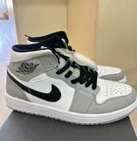 Nike Air Jordan 1 Mid Light Smoke Grey Eu40