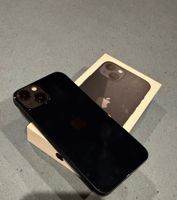 iPhone 13 używany w dobrym stanie,128gb