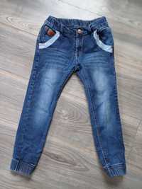 Spodnie jeans r 116/122