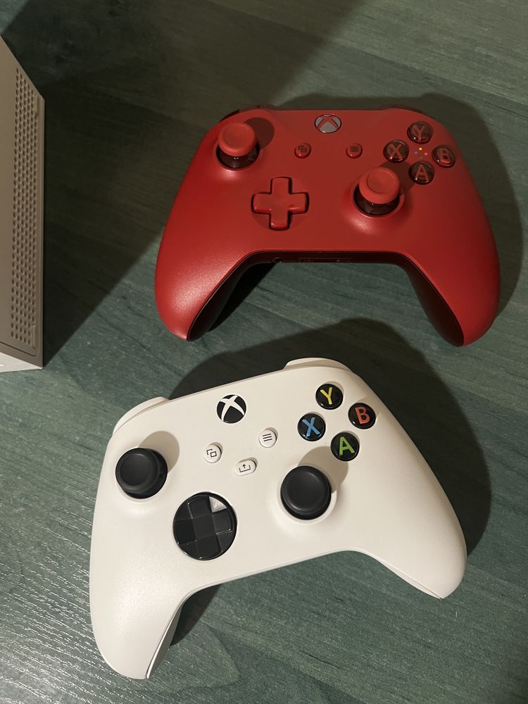 Xbox Series S (2 джостіка)