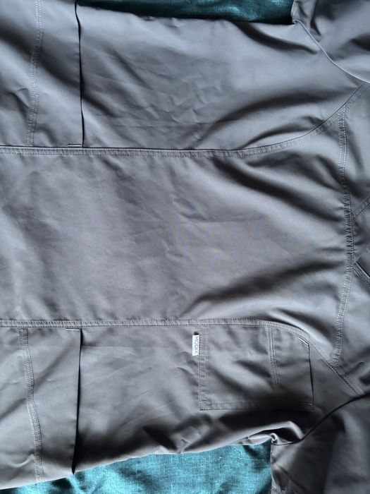 Scrubs - odzież medyczna