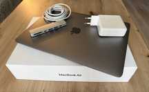 MacBook Air M1 8GB 256GB silver, ladowarka 61W, hub Satechi