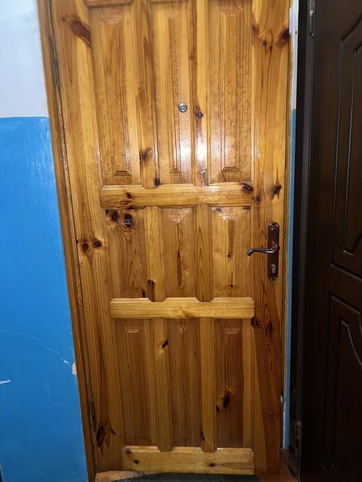 Терміново продам вхідні двері