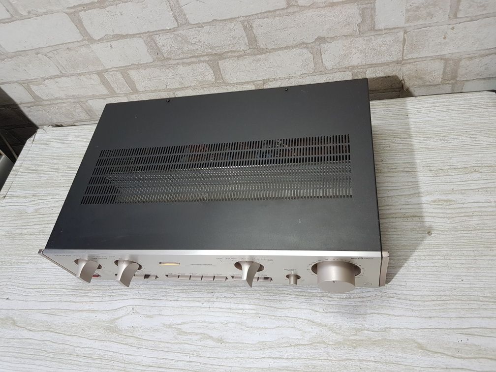 Стерео підсилювач/усилитель Luxman L-210 2x45Вт б/у з Німеччини