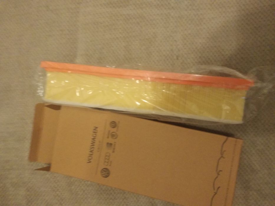 Повітряний фільтр Фольксваген 1K0129620D