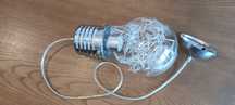 Lampa wisząca- duża żarówka