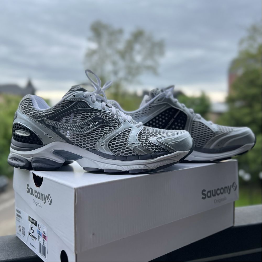 Кросівки Кроссовки Saucony Progrid Triumph 4 Og (S70704-10) Оригінал!