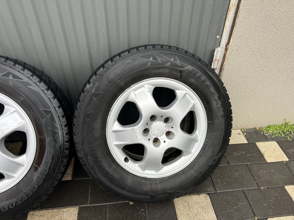 Диск R17 з шинами 265/65 bridgestone