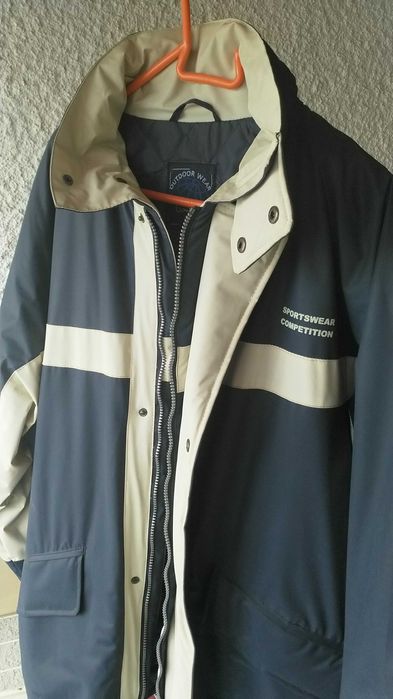 Casaco/Kispo impermeável.