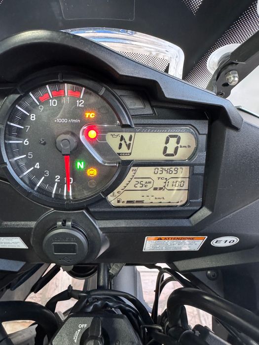 Suzuki vstrom 1000