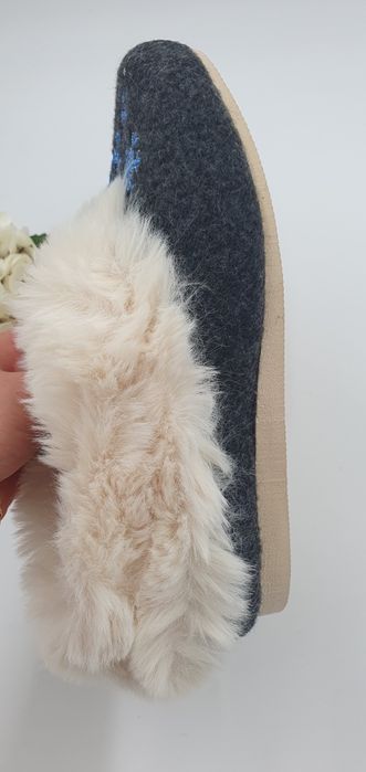 Bambosze zimowe filcowe ocieplane z futerkiem 39 gruba podeszwa
