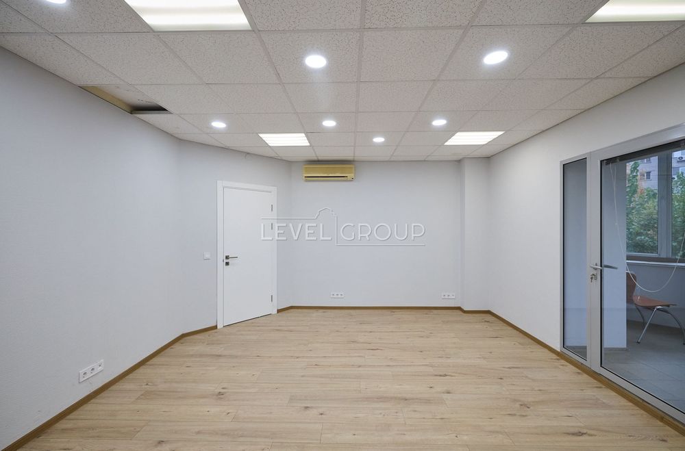 Оренда офісного приміщення з ремонтом Лобановського 9/1
