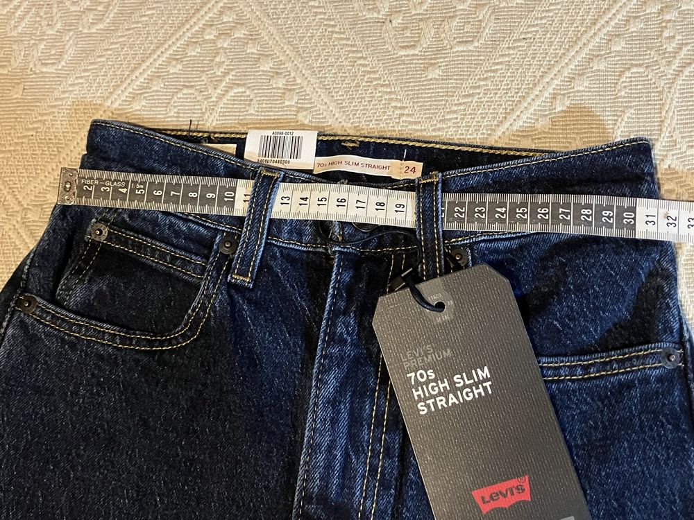 Levi’s 70’S High slim Straight jeans w24x31