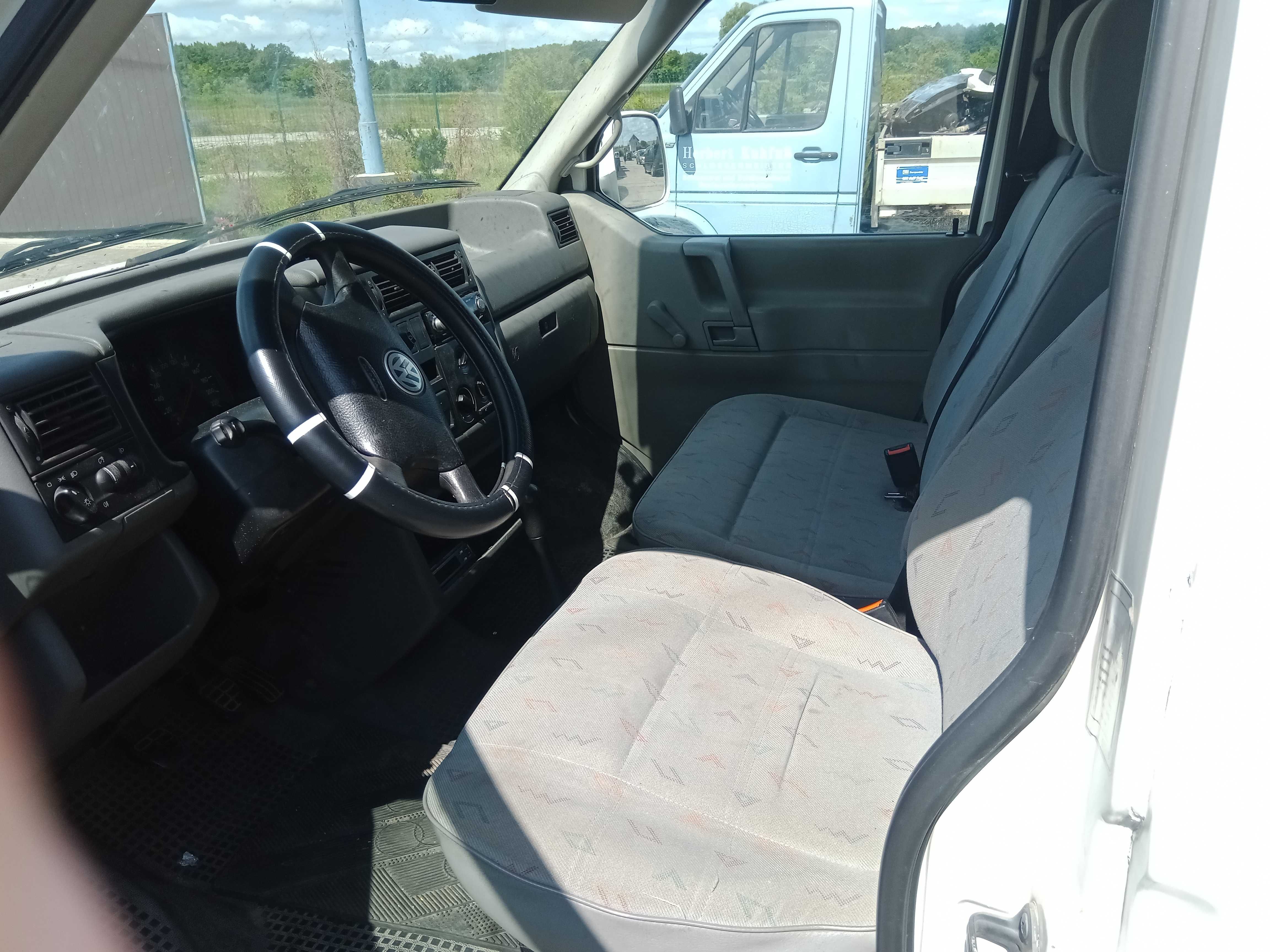 продам vw transporter t4 2,5 тді для ЗСУ довгий 75квт