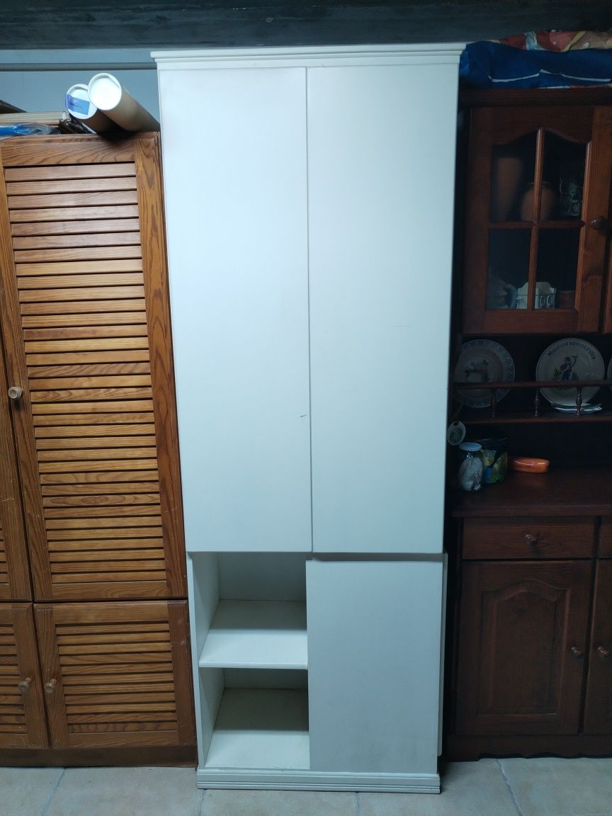 Armário casa banho