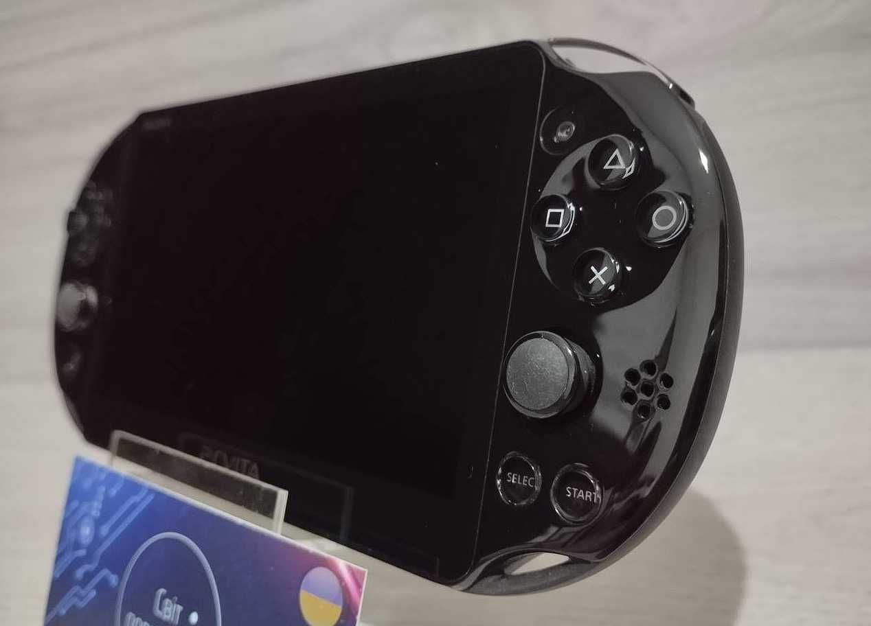 Sony PS Vita Slim 64Gb + 30 Ігор + Повний заводський комплект