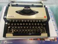 Máquina de escrever olympia
