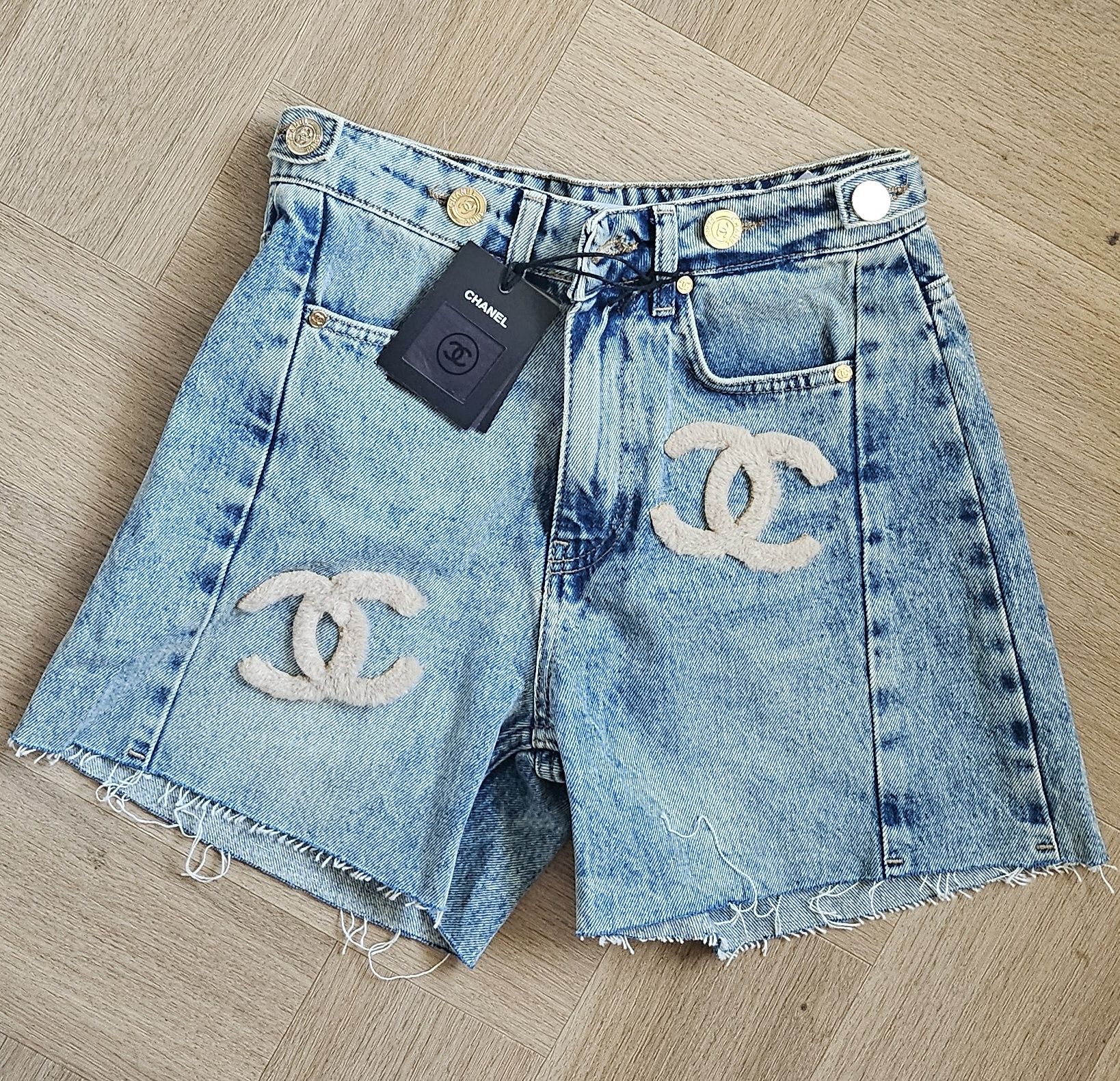 Spodenki dzinsowe chanel
