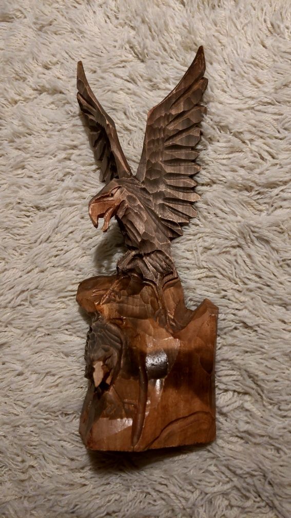 Drewniana figurka Rzeźba PRL orzeł skrzydła rękodzieło antyk unikat pl