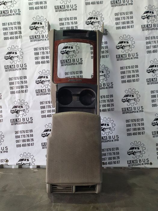 Консоль центральна jeep grand cherokee 2005-2010 коричнева