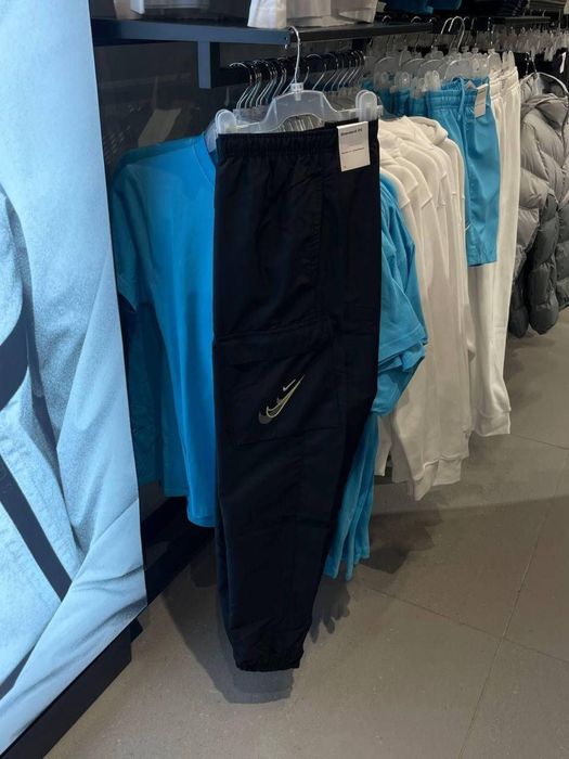 Nike cargo штани найк спортивні штани на осінь штани найк