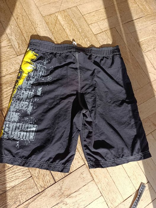 Krótkie spodenki szorty
Yellow Graffiti kastom vintage 
Rozm S