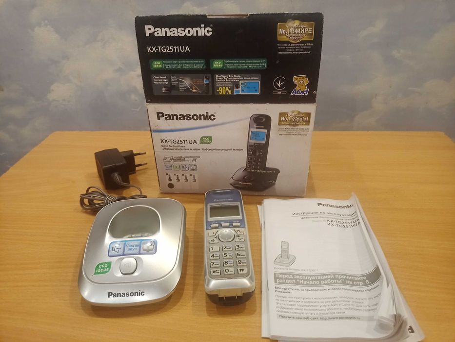 Радиотелефон DECT Panasonic KX-TG5211UA