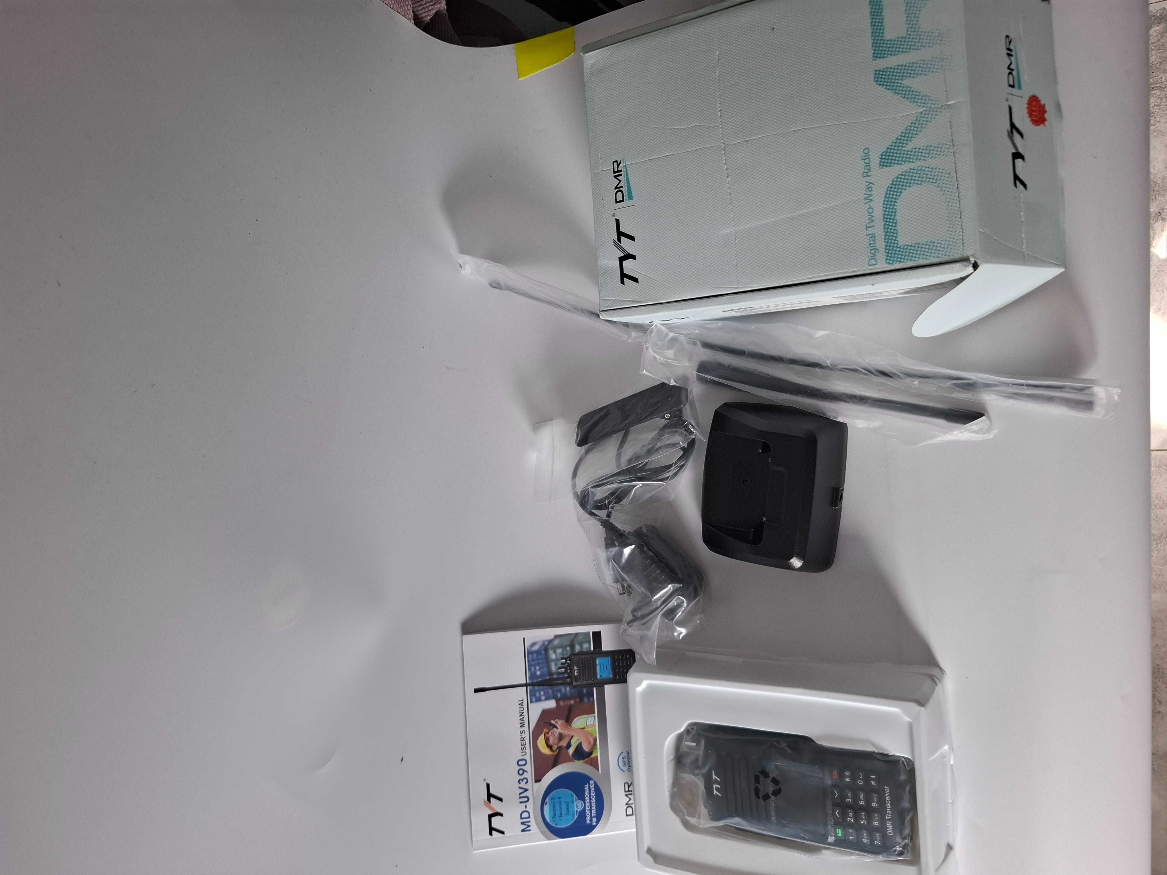 radiotelefon TYT MD-UV390 GPS VHF/UHF