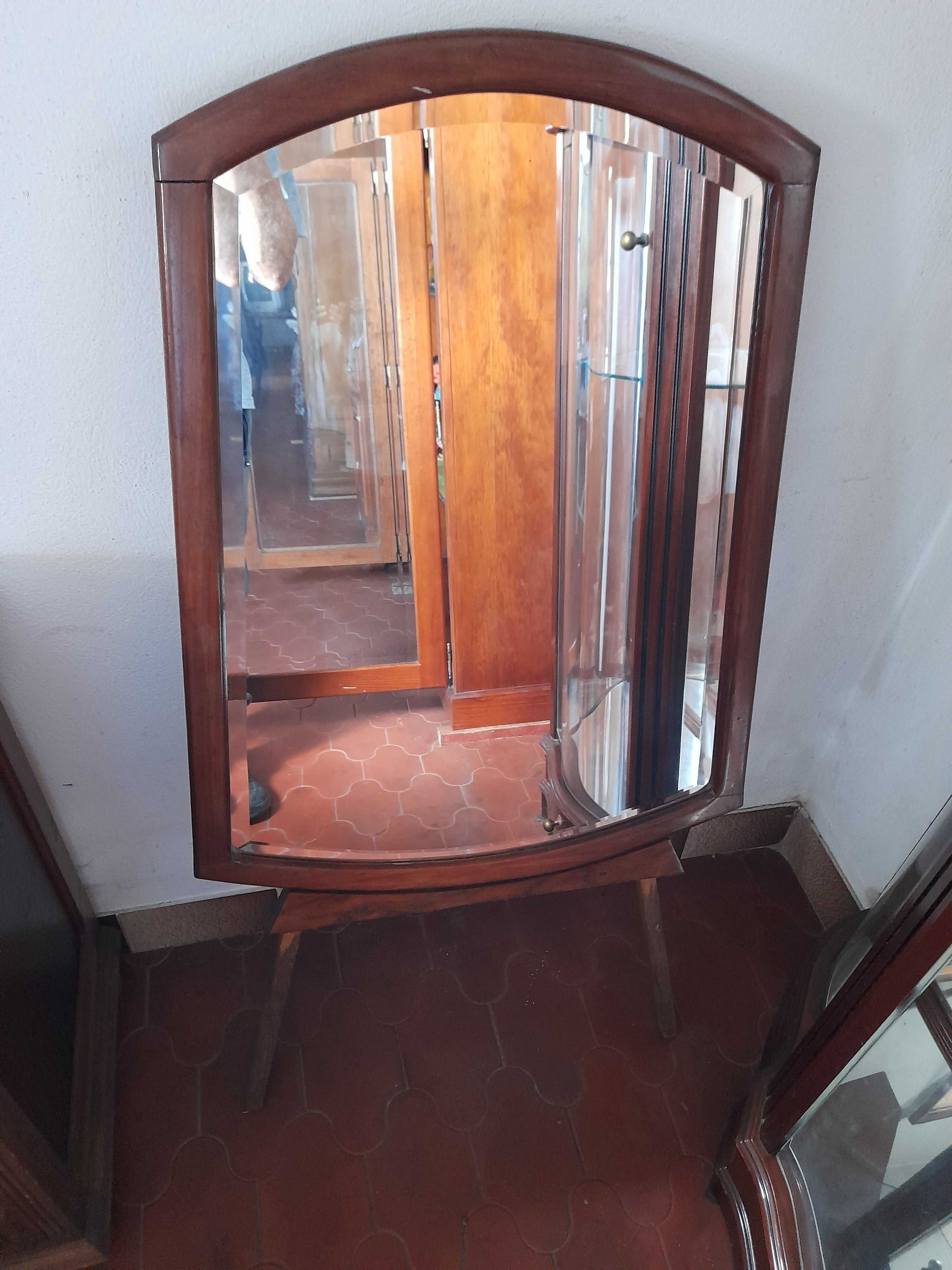 espelho de  quarto