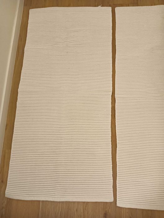 Conjunto de 2 tapetes brancos