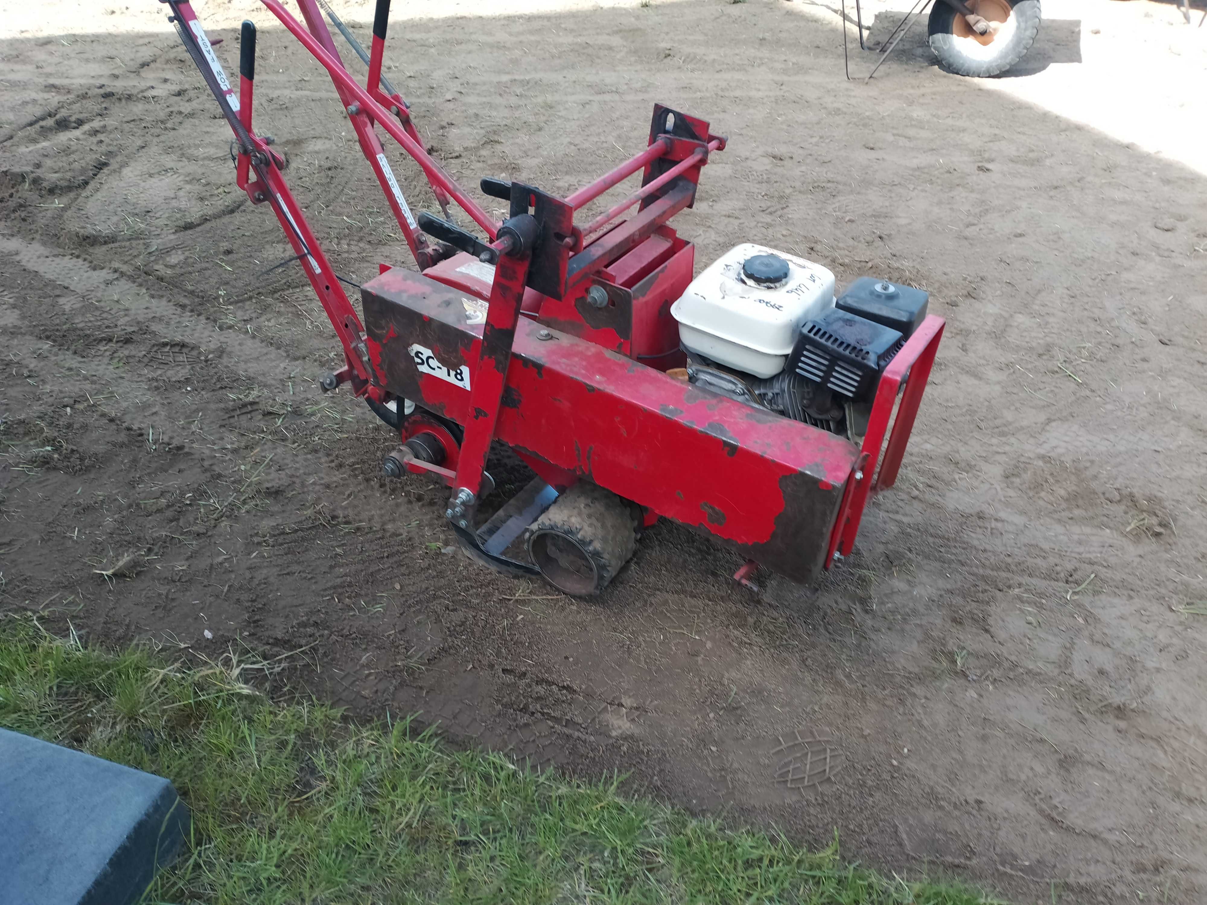 Wycinarka do trawy Podcinarka do darni nóż 45 cm silnik 5,5 KM Honda