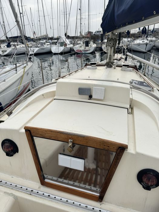 Vendo veleiro com lugar de Marina