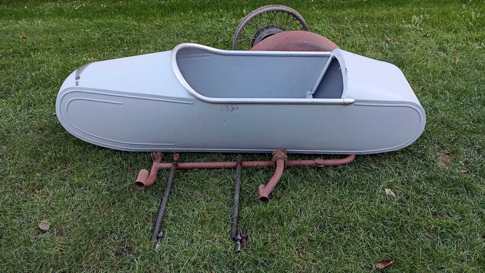 Wózek boczny Junak M10 kosz WB3