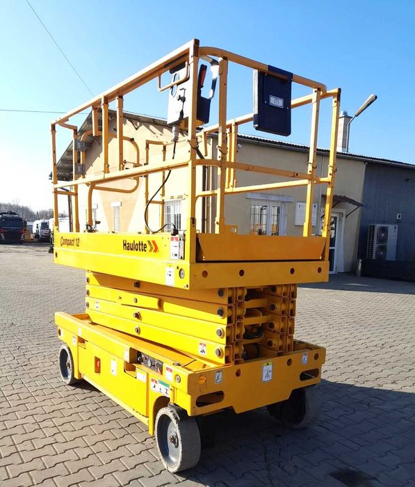 Podnośnik Haulotte Compact 12 nożycowy elektryczny 12m, 2019