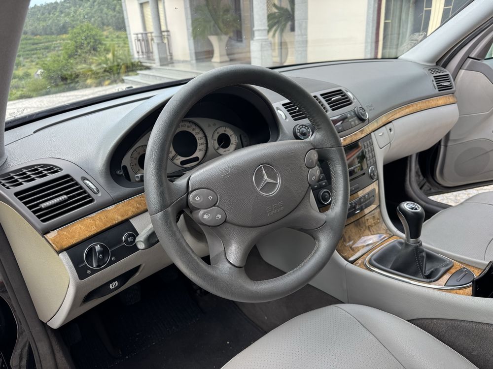 Mercedes E220CDI Avantgarde NACIONAL
