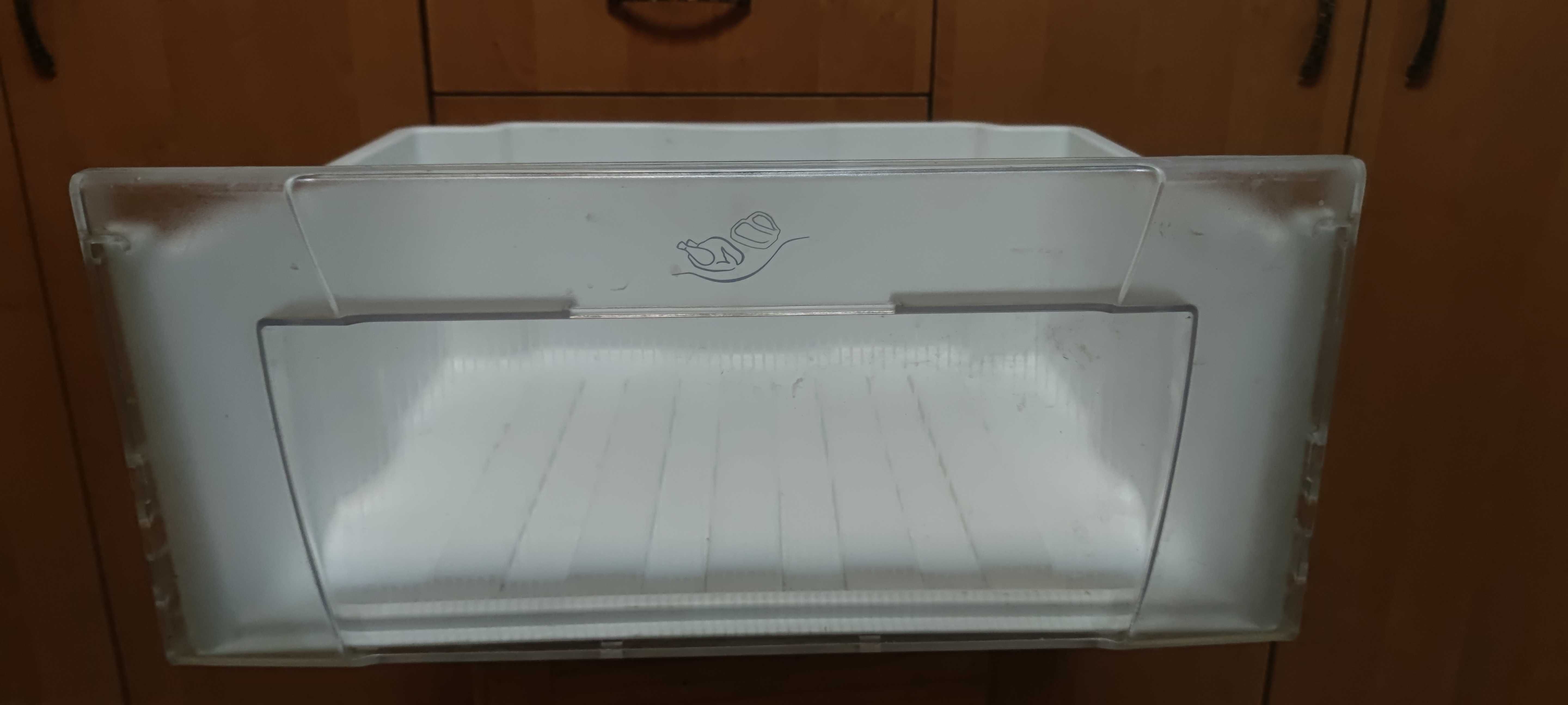 Ящики для холодильника Indesit