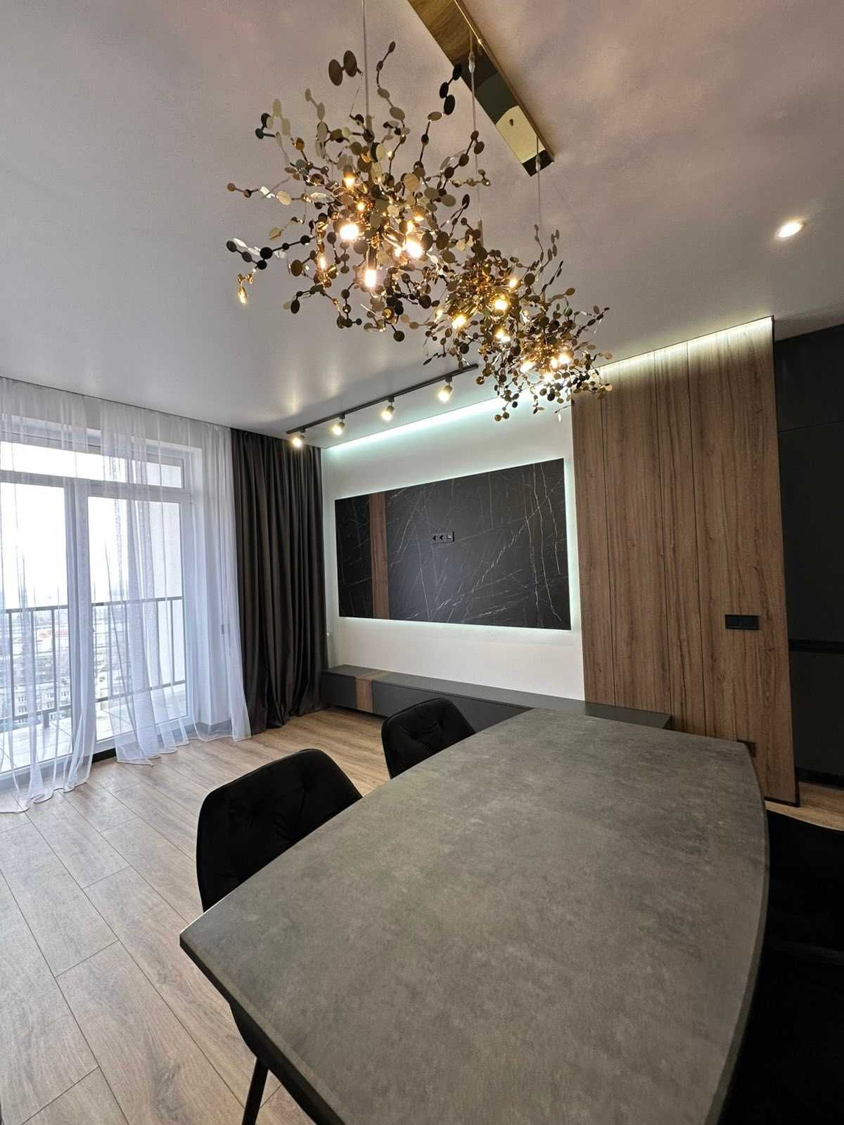 Терміновий продаж 2 кім.кв з ексклюзивним ремонтом в ЖК Resident Hall