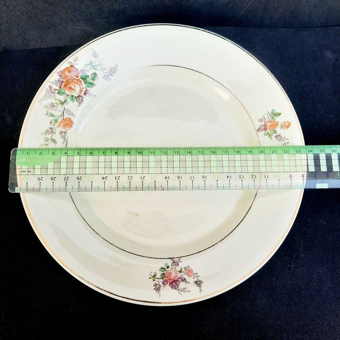 Louça de porcelana da Lusitânia Lufaro